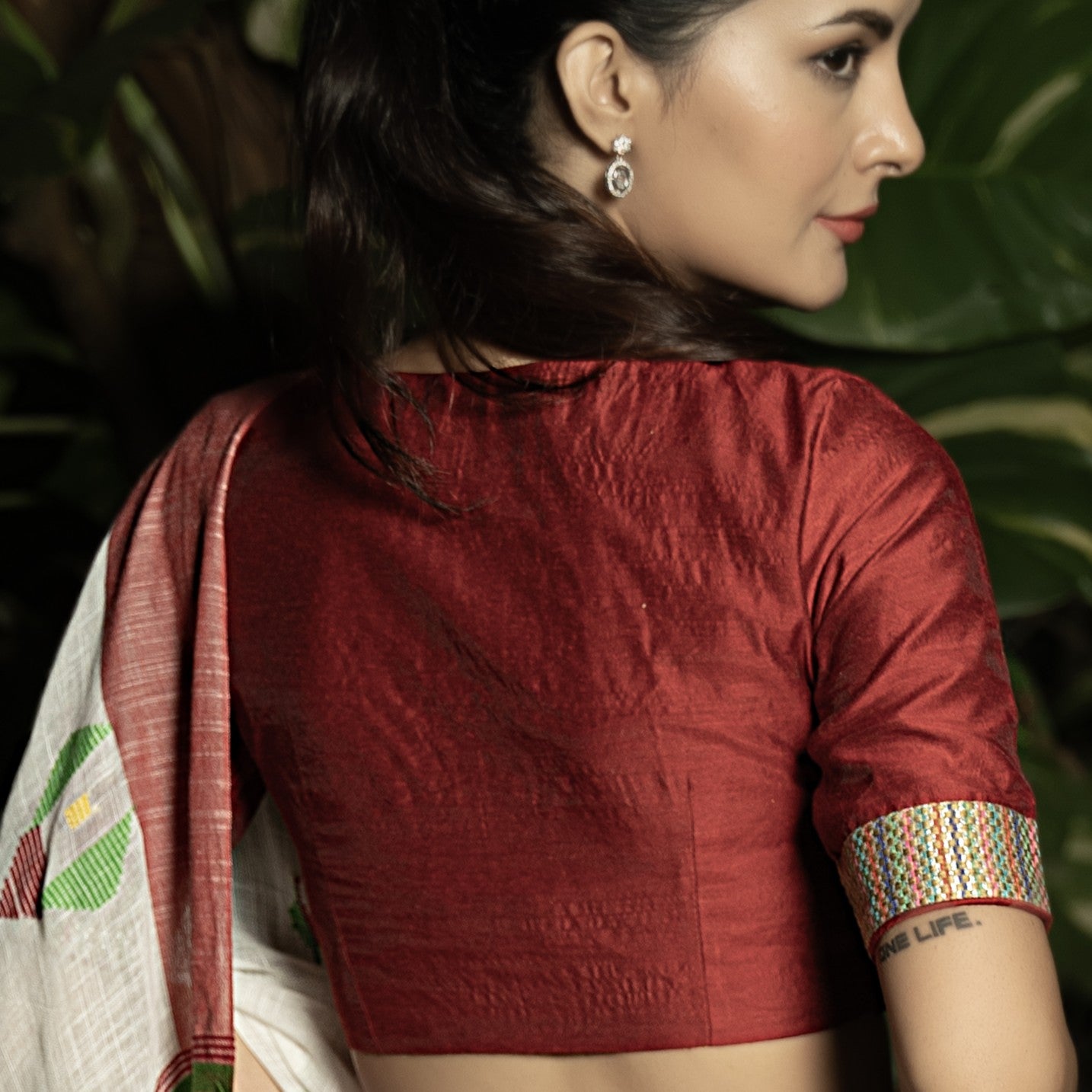 Tradition Reloded Blouse