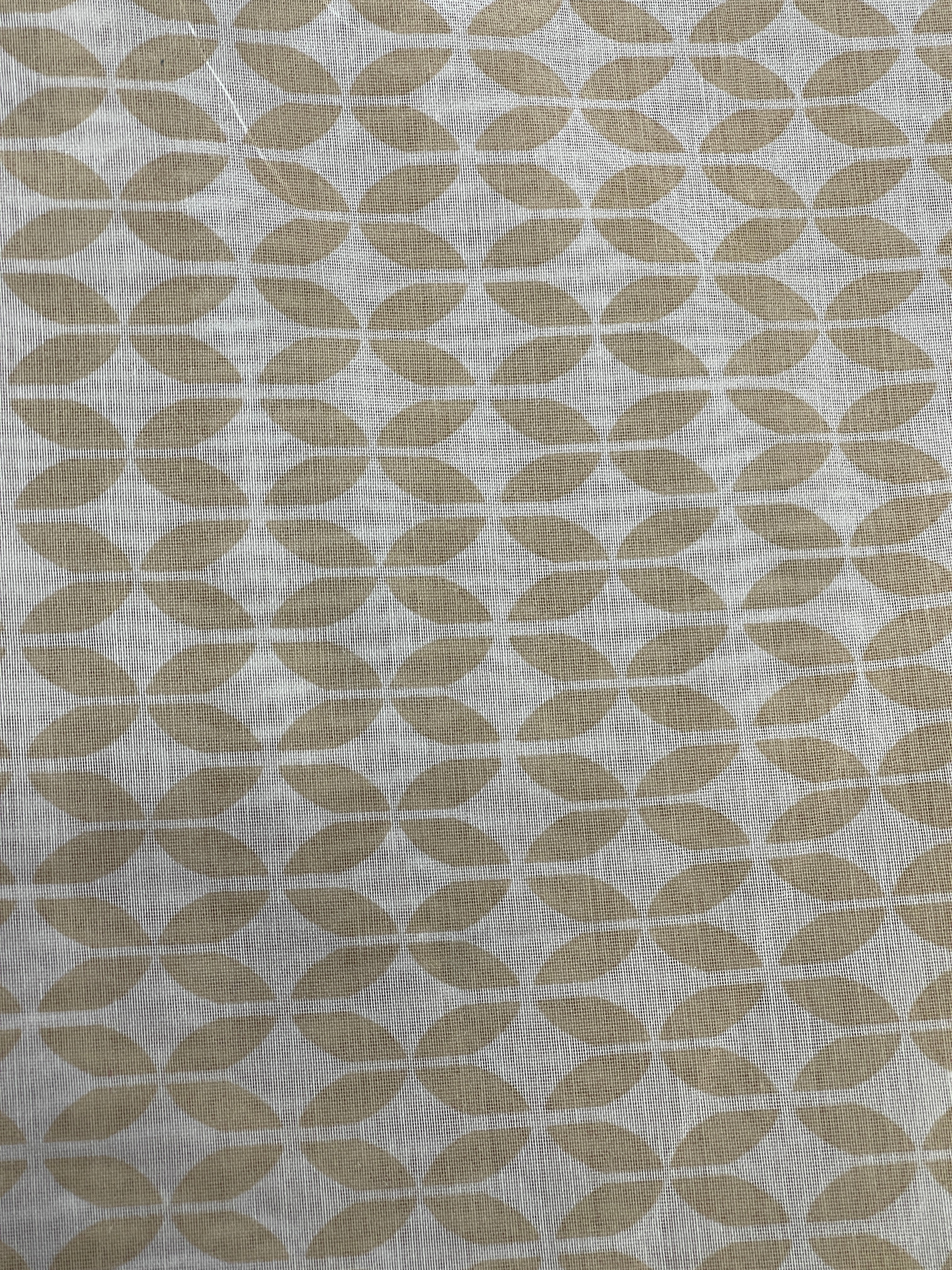 Chanderi Printed Fabric – Beige & Gold | Lightweight Ethnic Wear Fabric ₹895 per mtr